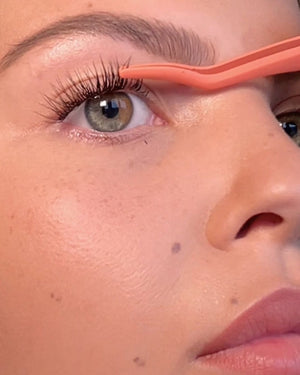 At-home lash extensions essentials kit