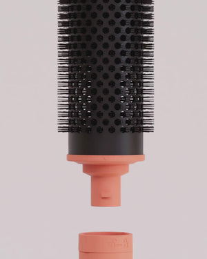 Volumewave heated brush